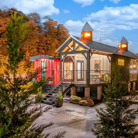 Smoky Mountain Station Villa Pigeon Forge Exterior photo