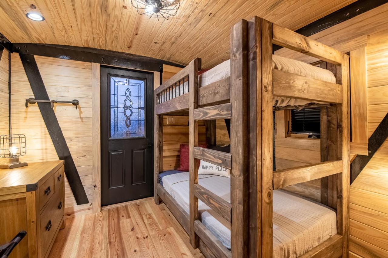 Smoky Mountain Station Holiday home Pigeon Forge