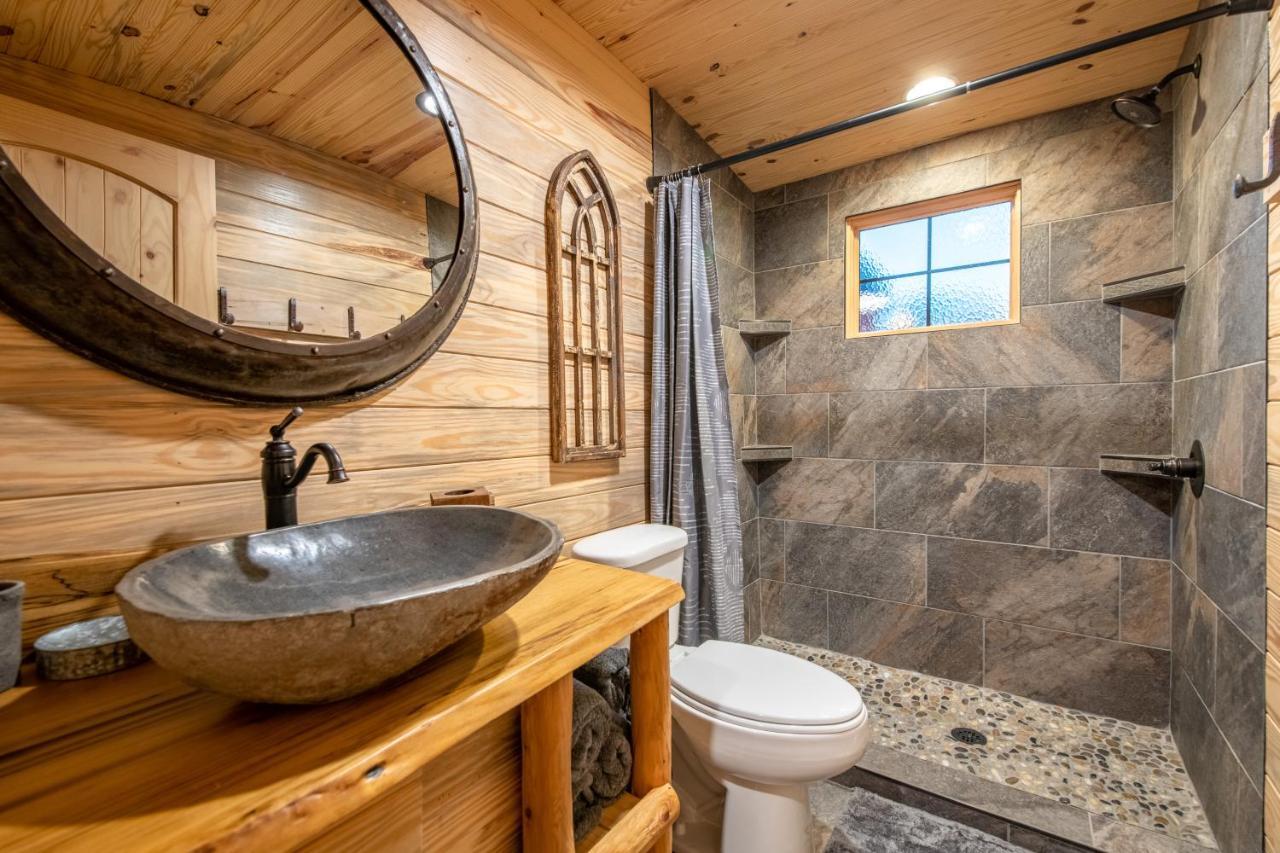 Smoky Mountain Station Holiday home *